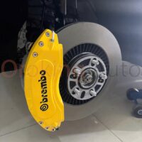 Lắp đặt ốp heo dầu Brembo Kia Carnival 2025