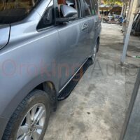 Bệ bước chân Toyota Innova Cross mẫu MA chất lượng tại OrokingAuto