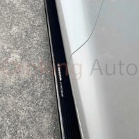 Bệ bước chân Toyota Innova mẫu Cayenne làm nổi bật hơn cho chiếc xe của bạn khi di chuyển