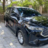 Bệ bước chân Toyota Innova mẫu Macan Black có nhiều ưu điểm nổi bật