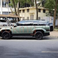 Đánh giá hộp lốp dự phòng Hyundai Santafe 2024 màu xanh