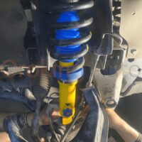 Giảm xóc sau Profender đảm bảo độ tin cậy với bảo hành