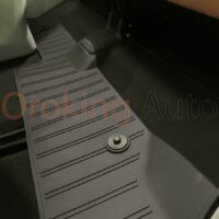 Thảm lót sàn Volkswagen Teramont 2024 được làm từ chất liệu nhựa TPE cao cấp trên dây chuyền sản xuất tiên tiến hàng đầu hiện nay