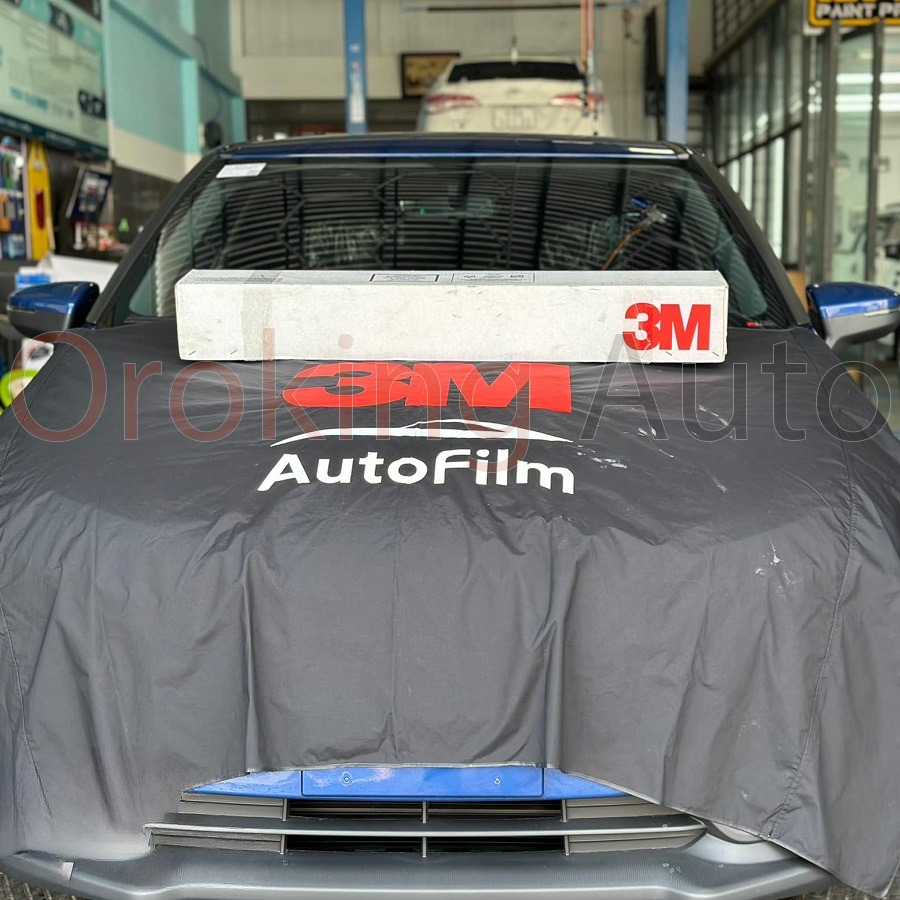 Dán phim cách nhiệt 3M Cyrstalline tại Oroking Auto