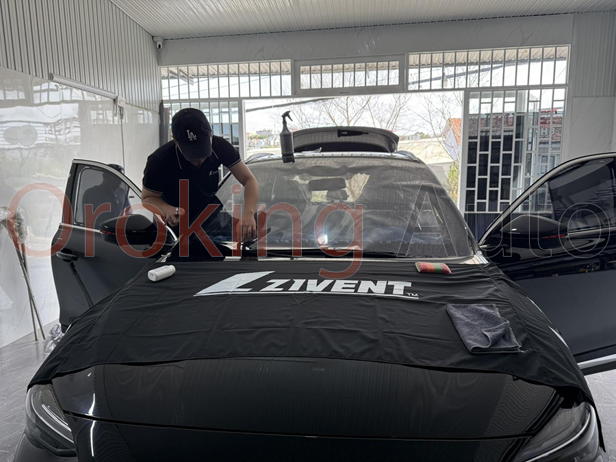 Dán phim cách nhiệt Zivent xe 7 chỗ gói Eco giá rẻ