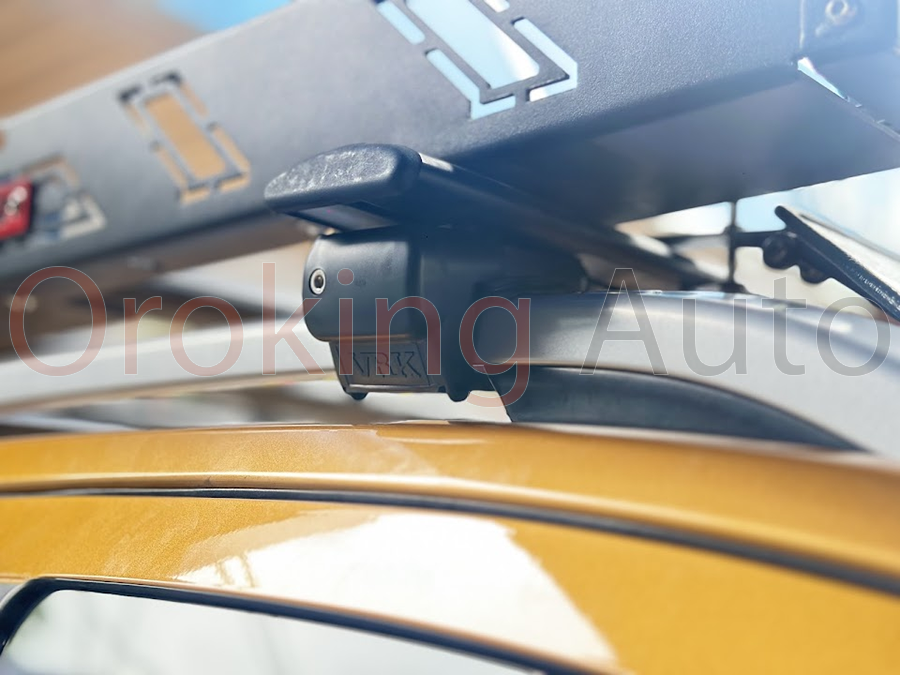 Cản chướng ngại vật bằng giá nóc có đèn led Hamer HR152 xe Toyota Hilux 2015+ vô cùng tuyệt vời