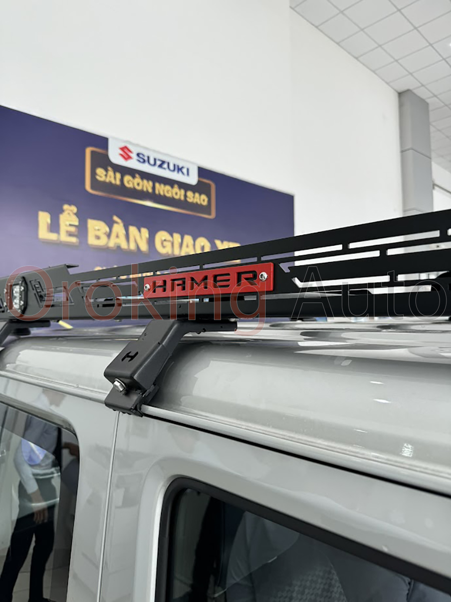 Trang bị thêm giá nóc xe Suzuki Jimny mẫu Hamer HR153 thì chiếc xe của bạn thêm phần mạnh mẽ và cứng cáp hơn nhiều lần.