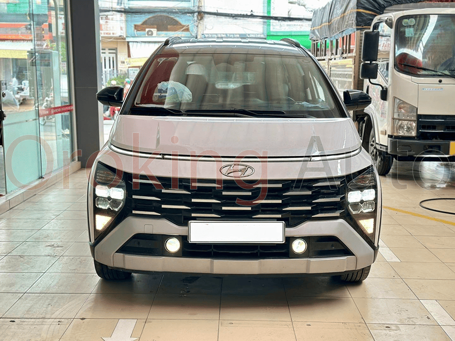 Đèn bi gầm Hyundai Stargazer 2024 hiệu A9 Pro kèm mặt dưỡng
