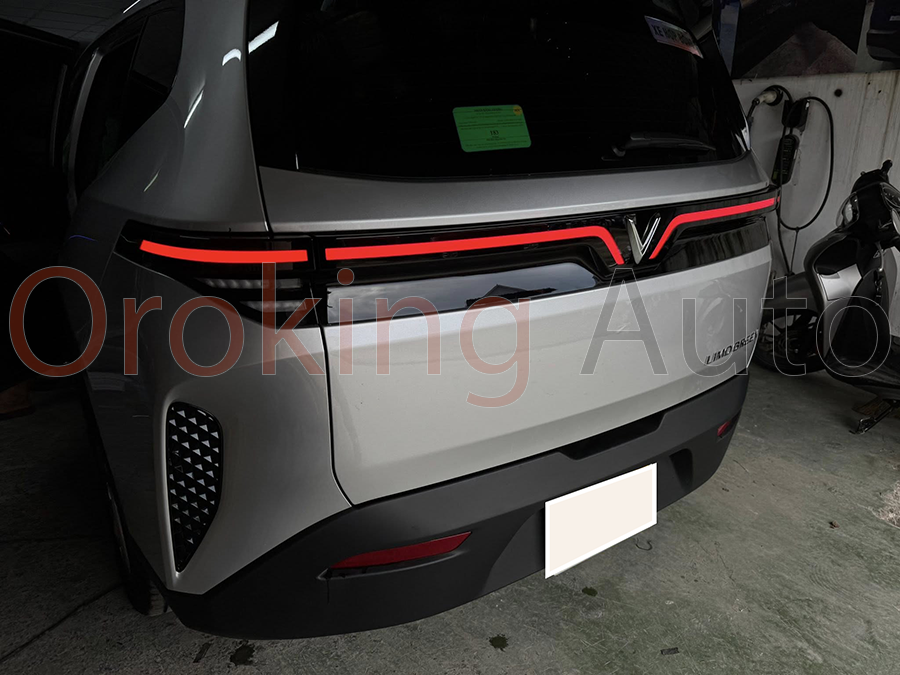 Độ đèn LED kiểu cánh chim VinFast Limo Green