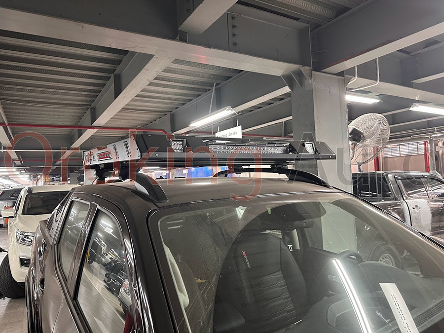 Baga nóc có đèn led Hamer HR152 xe Nissan Navara NP300