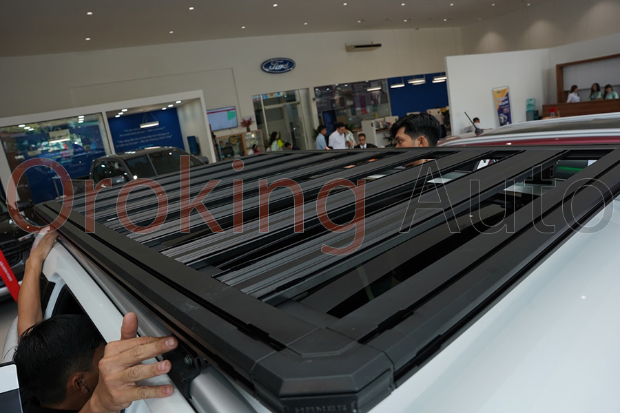 Baga nóc Hamer Flat HR162 xe Ford Everest 2022+