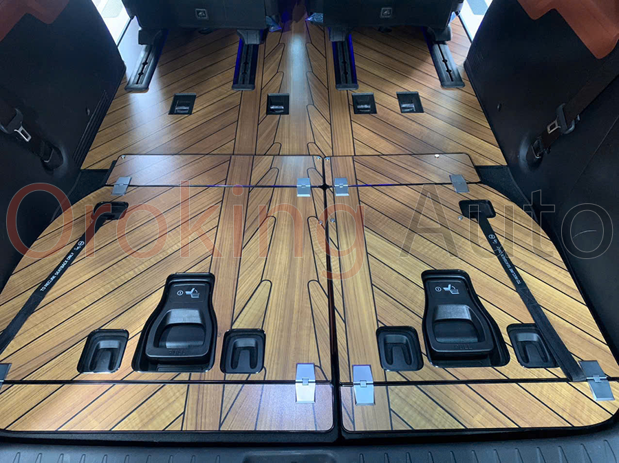 Độ sàn nhôm tự nhiên cho Kia Carnival giúp mang đến kết cần sàn chắc chắn cùng thiết kế đẹp mắt - bền bỉ cùng thời gian.