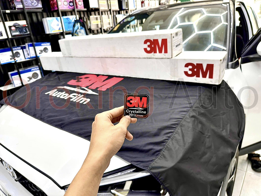 Dán phim cách nhiệt Toyota Yaris Cross 2025 chính hãng 3M Crystalline