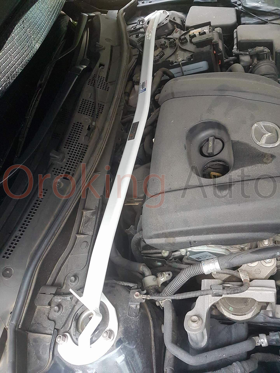 thanh-anti-roll-bar-sau-mazda-2-chinh-hang-ultra-racing (17) Thanh giằng Ultra Racing giúp cải thiện khả năng ôm cua
