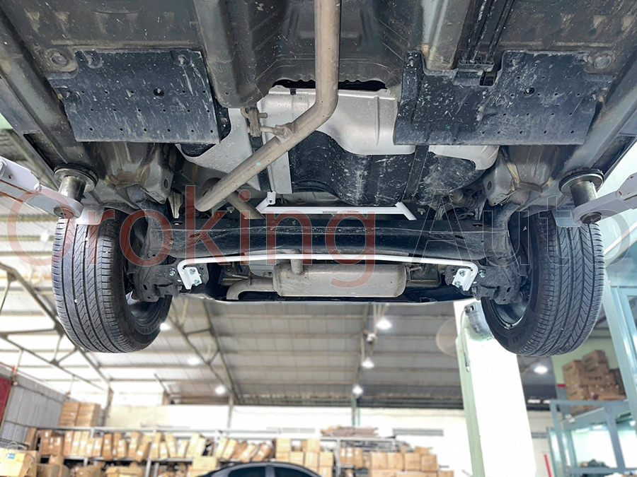 Thanh chống lật sau Hyundai Palisade chính hãng Ultra Racing