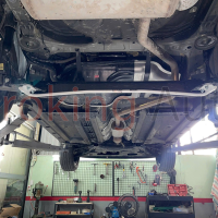 Thanh giằng Ultra Racing giúp cải thiện khả năng ôm cua