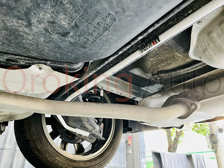 Thanh chống lật sau Mazda CX3 chính hãng Ultra Racing thiết kế chính xác theo xe