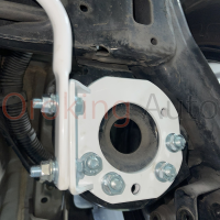 Thanh chống lật sau Toyota Avanza chính hãng Ultra Racing thiết kế chính xác theo xe