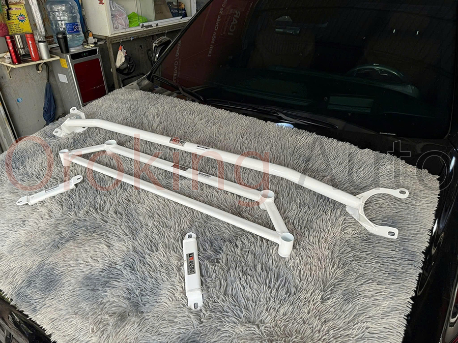 Thanh giằng gầm sau Hyundai Palisade chính hãng Ultra Racing