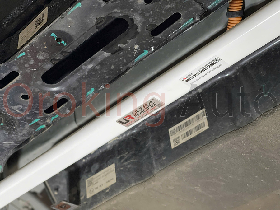 Lắp đặt thanh giằng gầm trước Vinfast VF3 chính hãng Ultra Racing