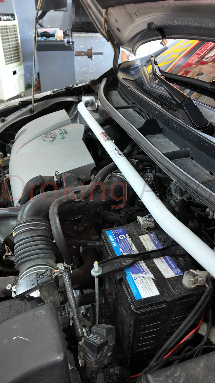 thanh-giang-khoang-may-toyota-vios-chinh-hang-ultra-racing-2 (1)