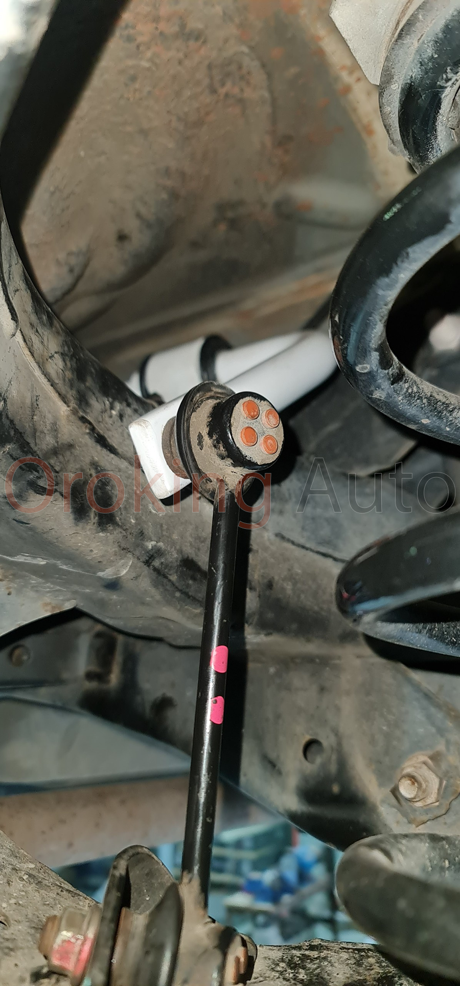 Thanh giằng Ultra Racing giúp cải thiện khả năng ôm cua