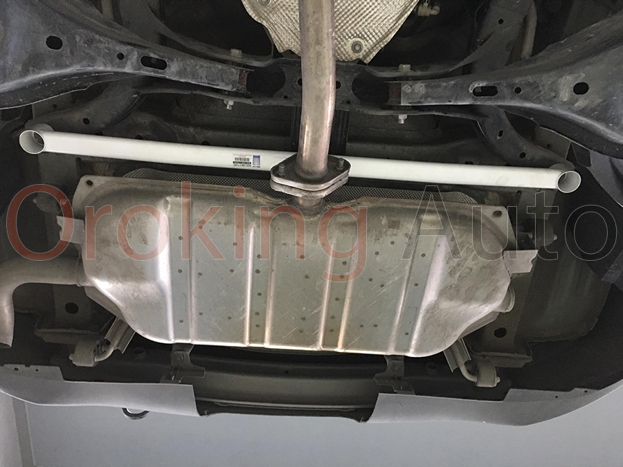 Thanh giằng gầm sau Mazda 3 2020+ chính hãng Ultra Racing