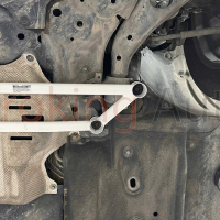 Thanh giằng gầm trước Mazda CX5 chính hãng Ultra Racing