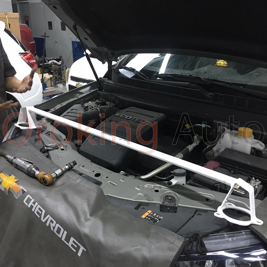 thanh-giang-khoang-may-chevrolet-captiva-chinh-hang-ultra-racing (2)