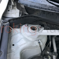 Độ thanh giằng khoang máy Mazda CX5 chính hãng Ultra Racing