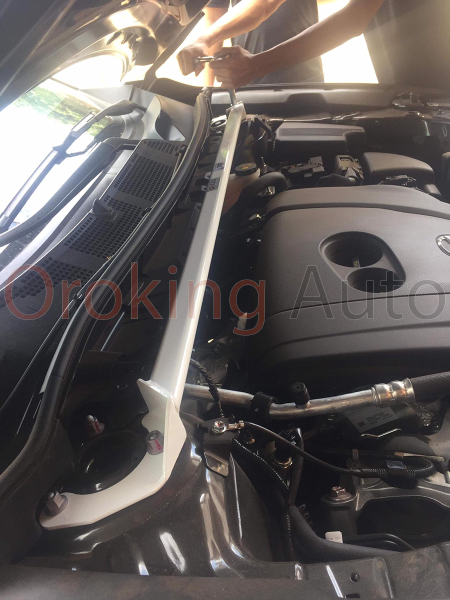 thanh-giang-khoang-may-mazda-cx5-chinh-hang-ultra-racing (2)