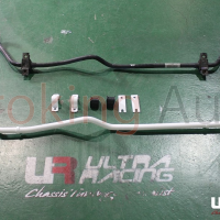 Thanh chống lật sau Ford Explorer chính hãng Ultra Racing thiết kế chính xác theo xe