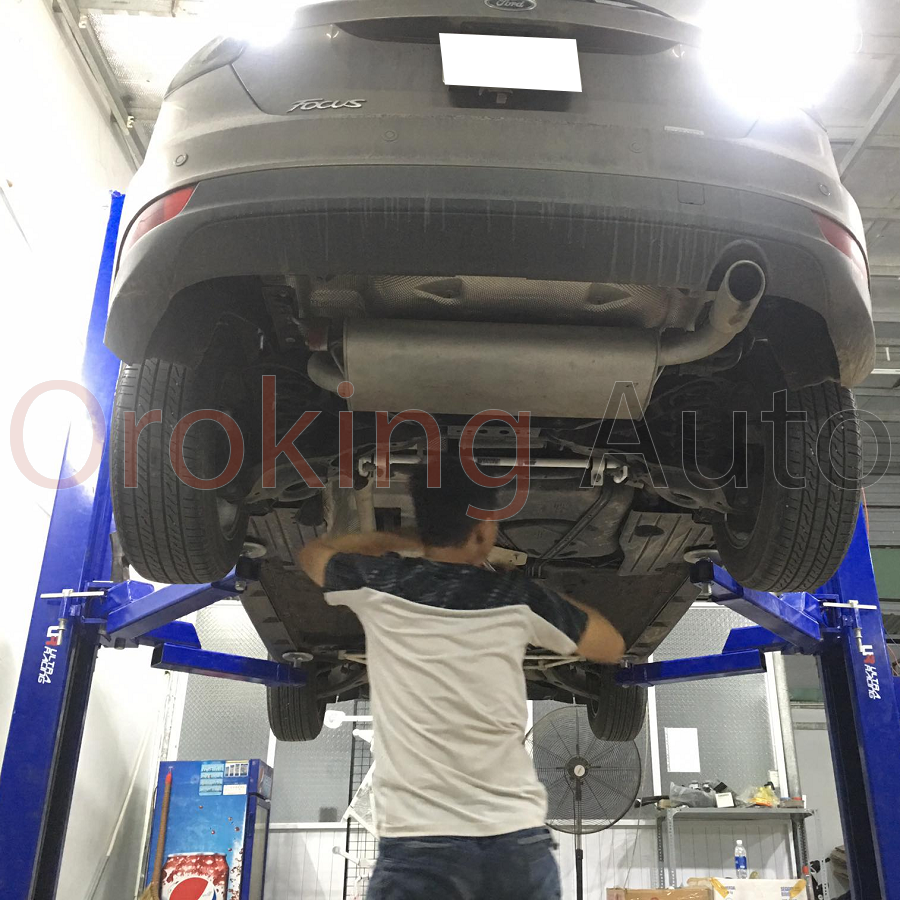 Thanh chống lật sau Ford Focus chính hãng Ultra Racing