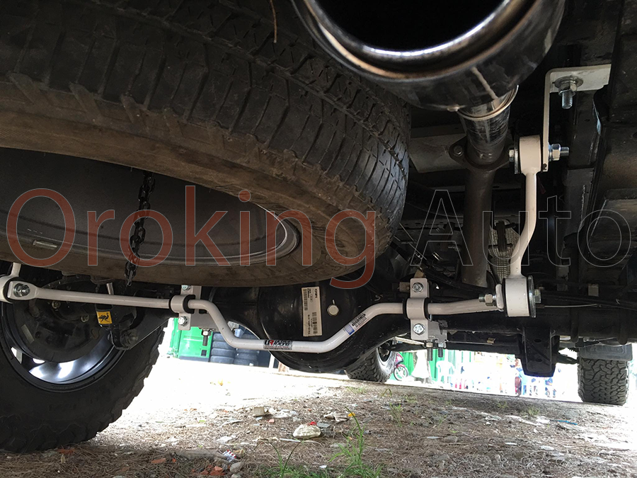 Thanh chống lật sau Ford Ranger chính hãng Ultra Racing thiết kế chính xác theo xe