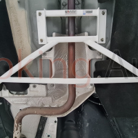 Thanh giằng gầm sau Ford EcoSport 2019 chính hãng Ultra Racing