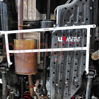 Thanh giằng gầm sau Ford Everest chính hãng Ultra Racing