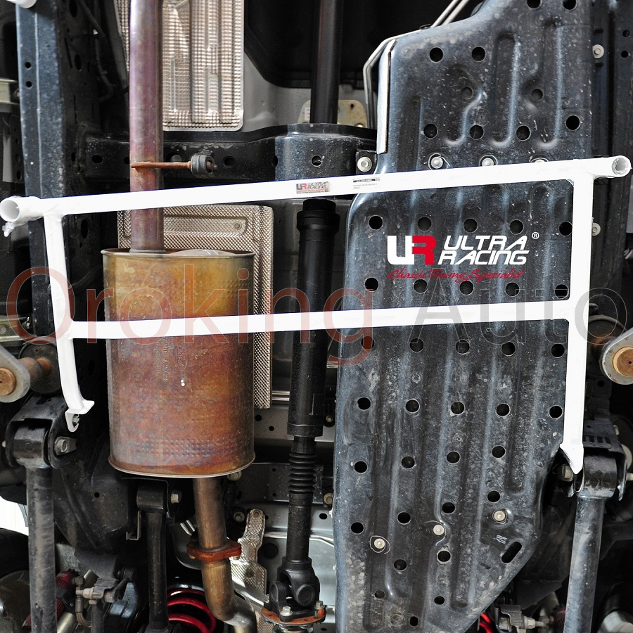 thanh-giang-gam-sau-ford-everest-chinh-hang-ultra-racing (4)