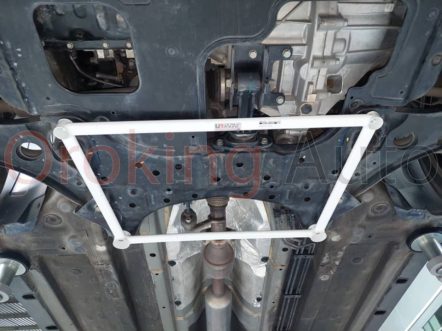 Thanh giằng gầm trước Kia Seltos chính hãng Ultra Racing