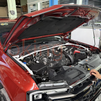 Thanh giằng khoang máy Ford Everest chính hãng Ultra Racing