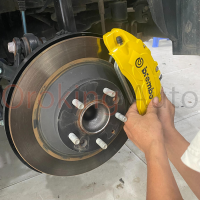 Ốp heo dầu Brembo