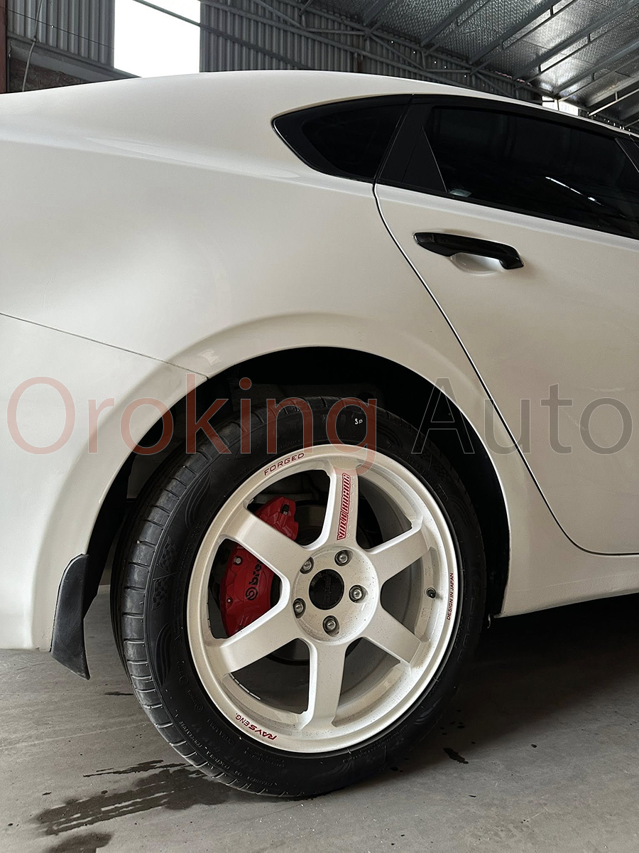 Lắp đặt ốp heo dầu Brembo Kia Cerato