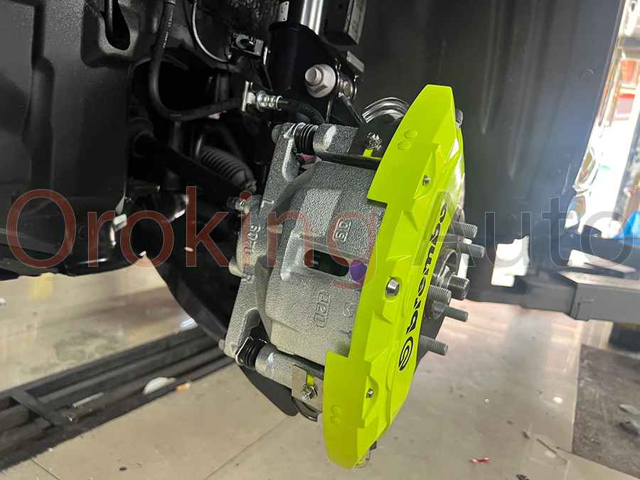 Ốp Heo Dầu Brembo Cho Mazda CX30