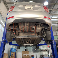 Thanh giằng Ultra Racing giúp cải thiện khả năng ôm cua