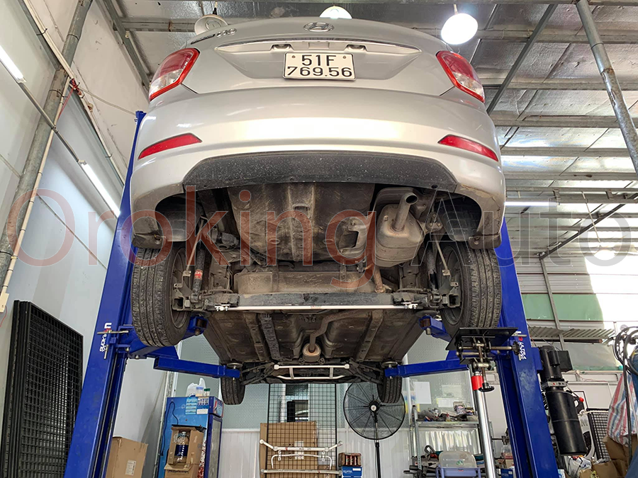 Thanh giằng Ultra Racing giúp cải thiện khả năng ôm cua