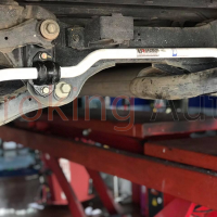 Thanh chống lật sau Hyundai Santafe chính hãng Ultra Racing thiết kế chính xác theo xe