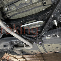 Thanh chống lật sau Toyota Alphard chính hãng Ultra Racing thiết kế chính xác theo xe