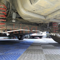 Thanh giằng Ultra Racing giúp cải thiện khả năng ôm cua