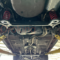 Thanh chống lật sau Toyota Yaris chính hãng Ultra Racing