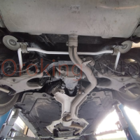 Thanh chống lật sau Vinfast Lux SA 2.0 chính hãng Ultra Racing