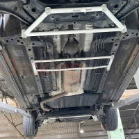 Thanh Giằng Gầm Giữa Mitsubishi Xpander Chính Hãng Ultra Racing